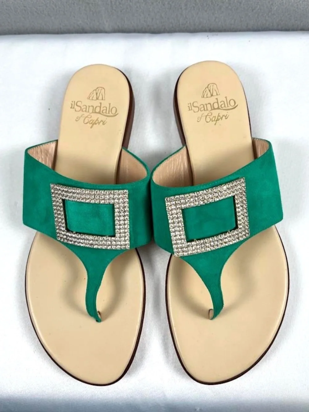 il Sandalo of Capri Green Suede Crystal Embellished Buckle Thong Sandal EU38 NEW